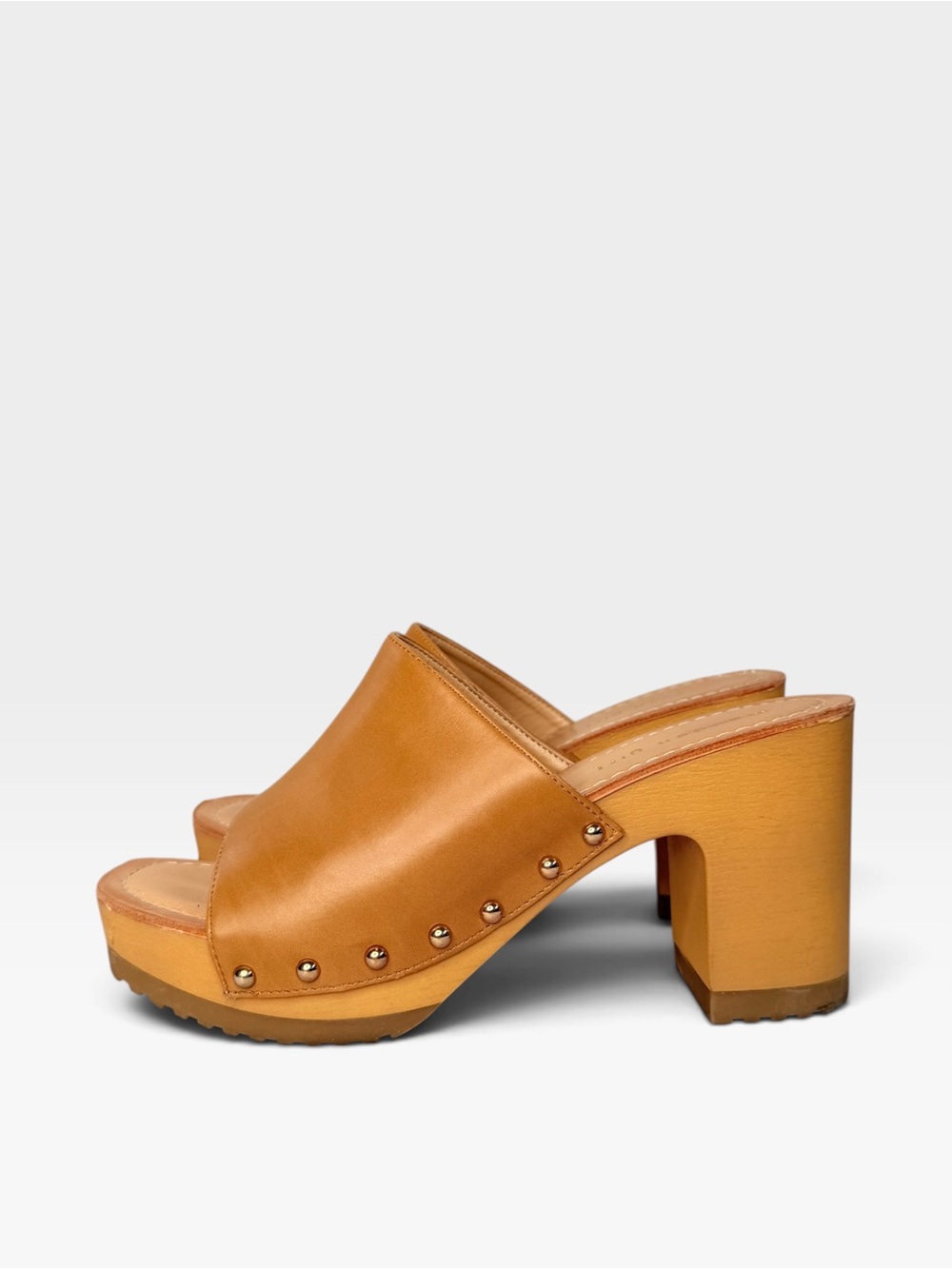 Madden Girl retro tan chunky studded sandals